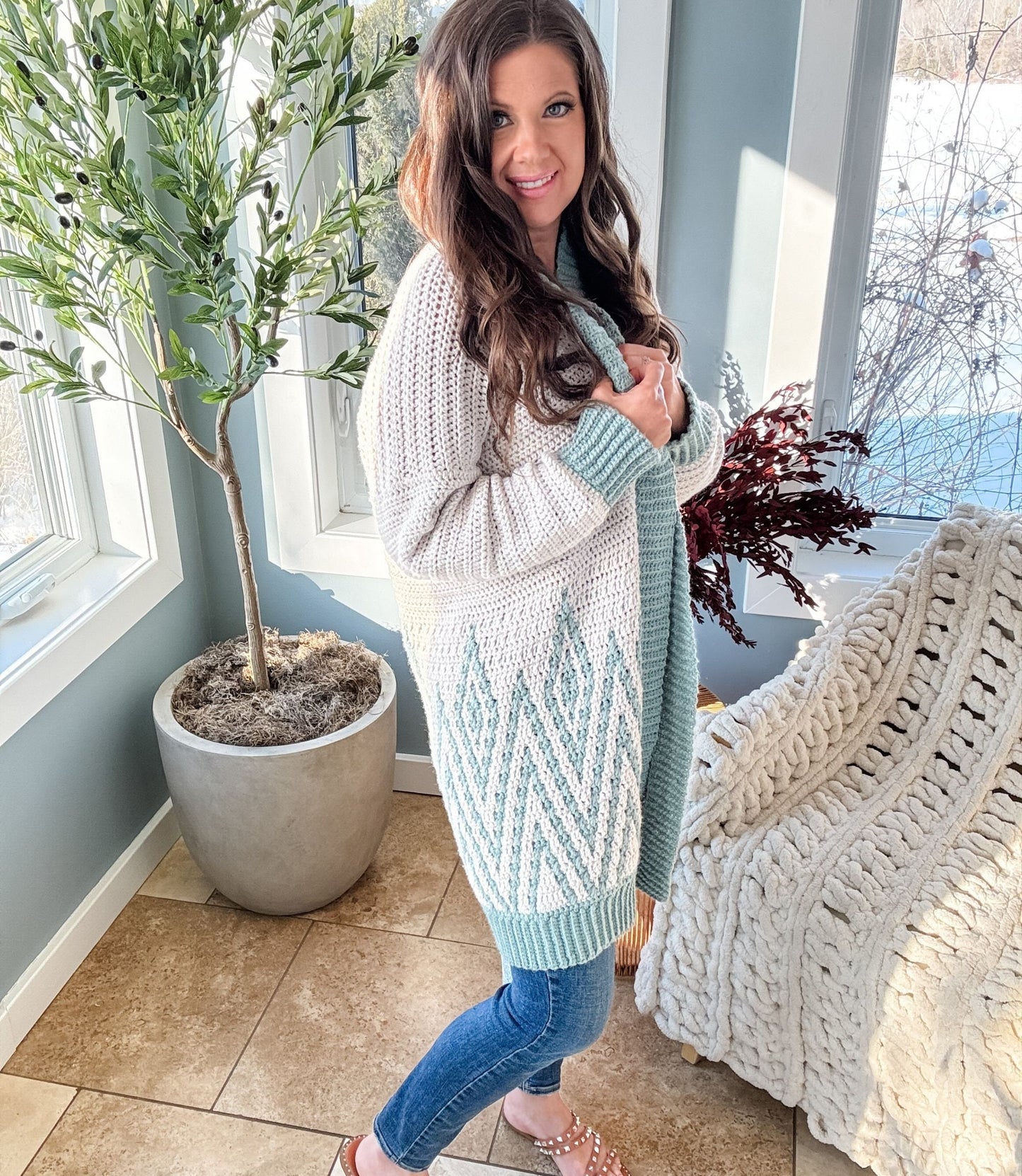 Diamond Drift Cardigan Crochet Pattern | Mosaic Colorwork | No-Tail Technique | Sizes XS–5X | PDF Digital Download